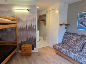 TV - Renovated studio in Avoriaz center, perfect for 4 guests (Avoriaz)