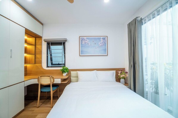 1 bedroom, desk, free WiFi