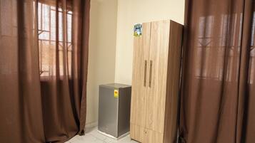 Free daily on-the-go breakfast