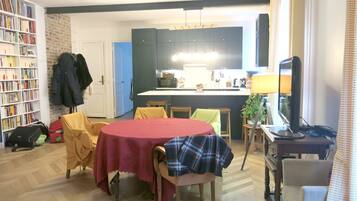 3 habitaciones y acceso a internet