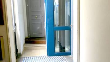 1 habitación y acceso a internet