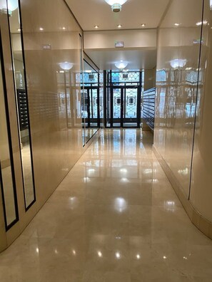 Apartamento | 2 dormitorios y Internet