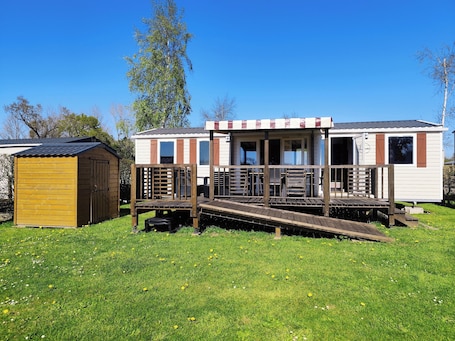 Exterior. Ideal stay 10 minutes from the sea - Mobil-home 8 people, swimming pools, camping 4★