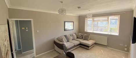 Appartement, 2 chambres | Salle de séjour