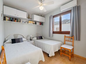 Room - Vacation home Carpa by Interhome (Santiago de la Ribera)