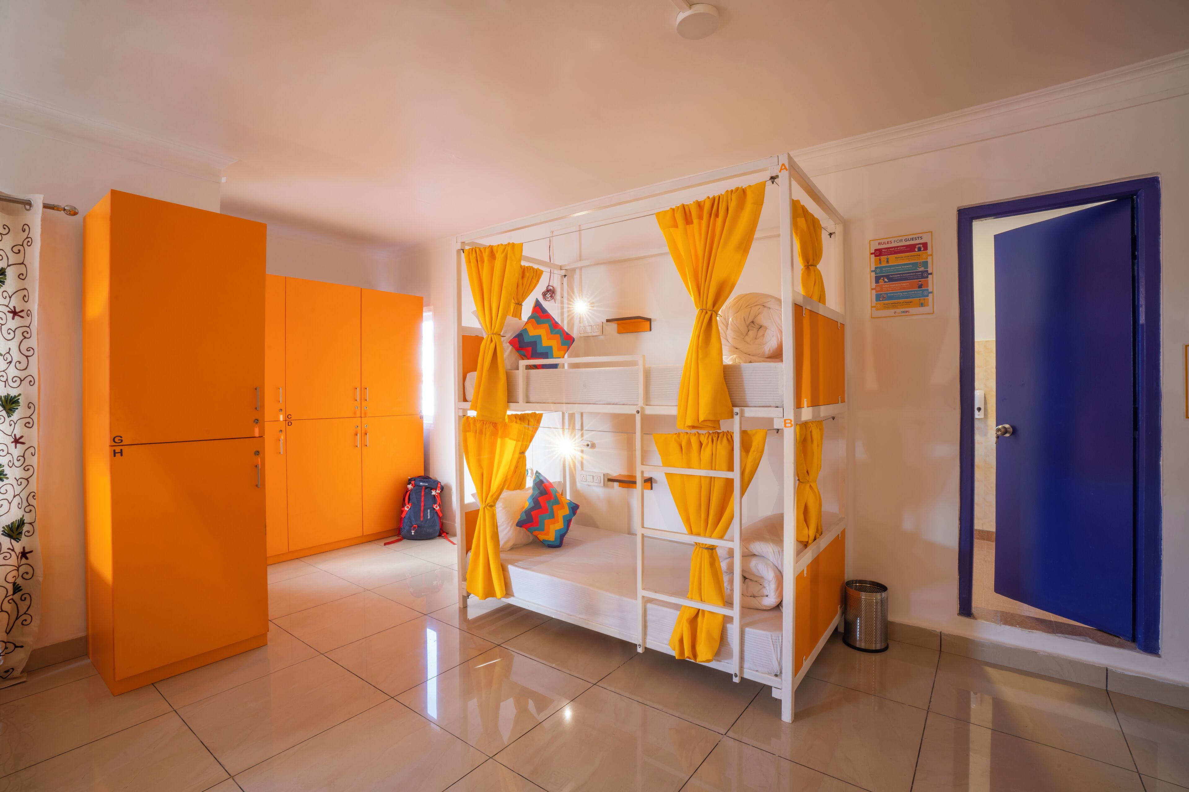 Bed in 8 Bed Mixed Dormitory A/C Room with Ensuite Bathroom | Free WiFi