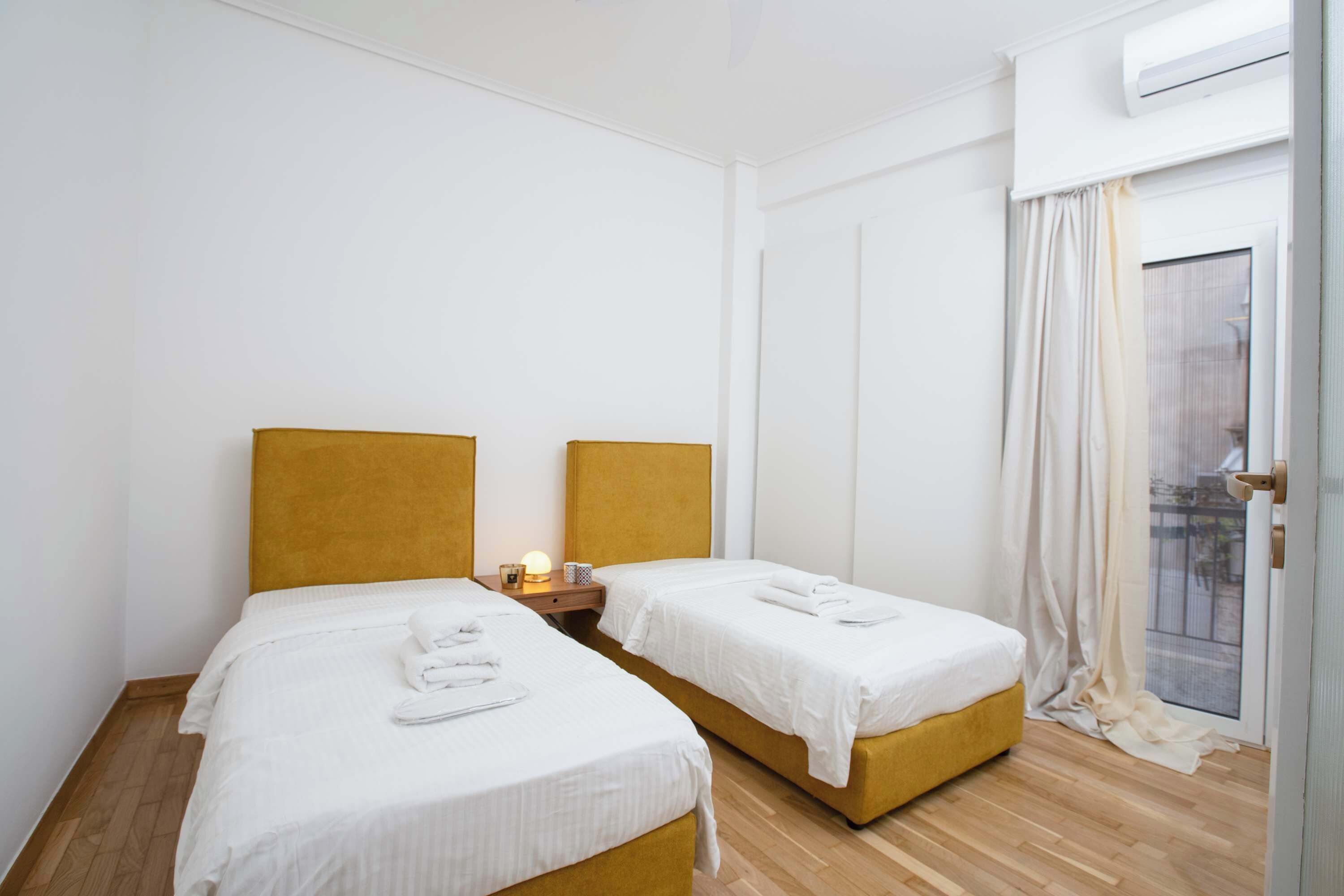 2 Schlafzimmer, Schreibtisch, Bügeleisen/Bügelbrett, WLAN