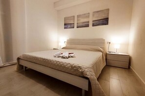 2 slaapkamers, een strijkplank/strijkijzer, gratis wifi