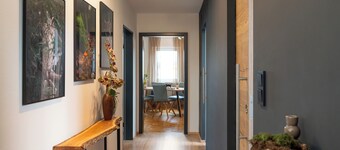 Central, quiet location directly in the hiking area. BETTSTOD - da legenst di nieder.