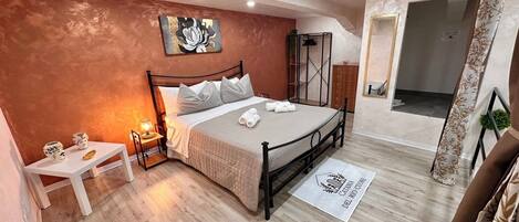 2 Schlafzimmer, Reisekinderbett, WLAN, Bettwäsche