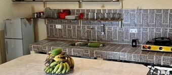 Charming 2-bedroom farmhouse in Kunjo with WiFi