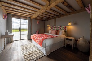 2 slaapkamers, een strijkplank/strijkijzer, wifi, beddengoed