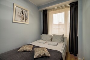City Apartment | Hypo-allergenic bedding, iron/ironing board, free WiFi