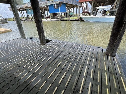 Cheniere - Boat Access - Island Realty