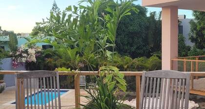 Toko Ti: stylish tropical house with large veranda & saltwater pool is relaxation