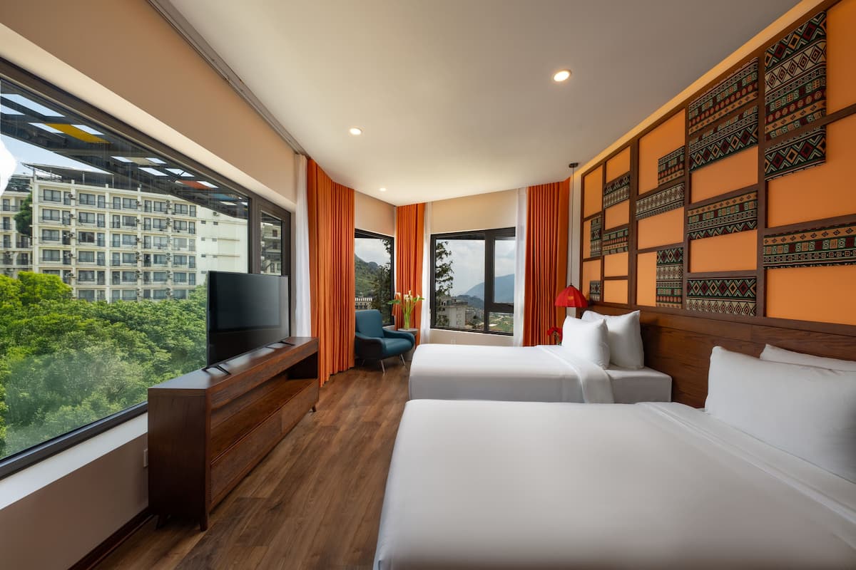 Premium bedding, minibar, in-room safe, desk