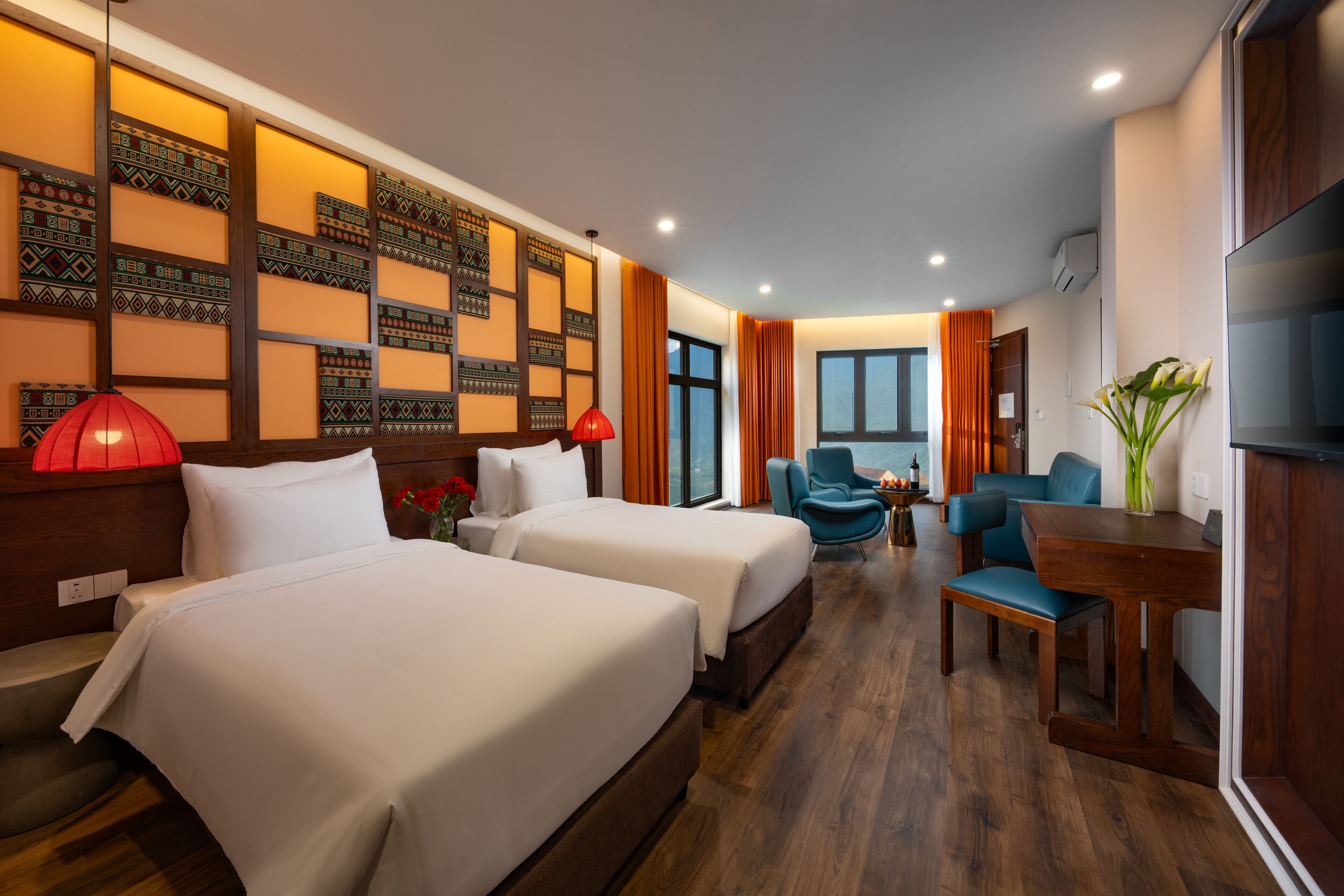 ห้องเอ็กเซ็กคิวทีฟสตูดิโอสวีท, วิวภูเขา | เครื่องนอนระดับพรีเมียม, มินิบาร์, ตู้นิรภัยในห้องพัก, โต๊ ะทำงาน