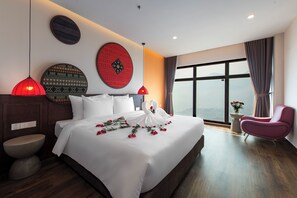 豪華雙人房, 山谷景觀 | 高級寢具、迷你吧、客房內保險箱、書桌