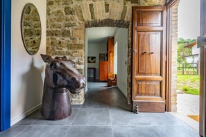 Imagen sin descripción, 4 de 72, botón