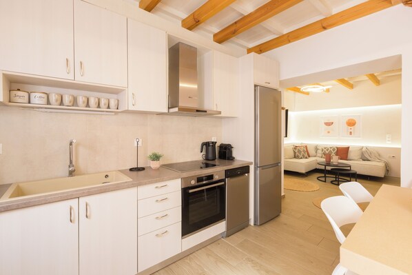 舒適單棟房屋, 城市景 | 私人廚房 | 高腳椅