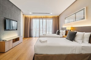 Family Apartment, City View | Down comforters, Tempur-Pedic beds, desk, soundproofing - 188 Suites KLCC by Soulasia (Kuala Lumpur)