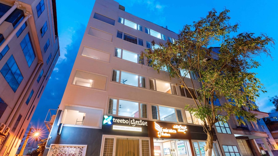 Treebo Emirates Suites Indiranagar