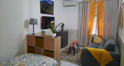 SCALE BOURBON
LOCATION SAISONNIĂRE