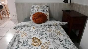 1 quarto, ferros/tábuas de passar roupa, Wi-Fi, roupa de cama