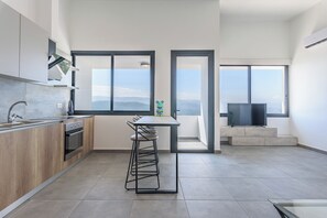 601 (B) - Mountain view 2 Bedroom & Balcony | In-room dining - Brummana Heights Apartments (Broumana)