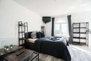 1 chambre, accès au Wi-Fi (inclus), literie fournie