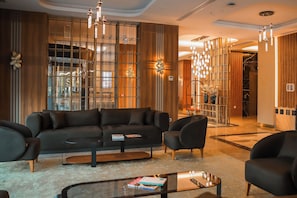 Khu tiếp khách ở sảnh