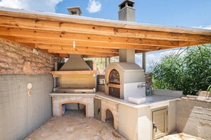 Dortoir Partagé, plusieurs chambres, terrasse, vue jardin | Enceinte de l’hébergement