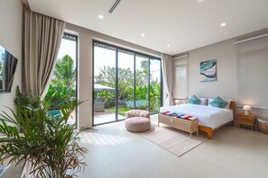 Design Villa, 3 Bedrooms, Pool View | Free WiFi, bed sheets - Modern 2-Level Pool Villa Long One A5 (Chalong)