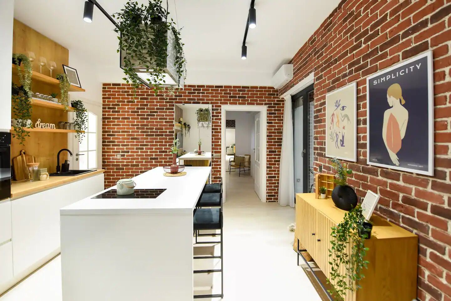 Luxury Apartment, Balcony, Courtyard View 12B | Living area | 165-cm Smart TV with cable channels, Netflix, Hulu