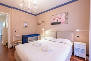 Family Apartment, Multiple Bedrooms (Sea And Garden) | 2 bedrooms, iron/ironing board, free WiFi, bed sheets - Sea And Garden (Sestri Levante)