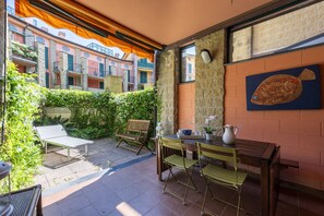 Family Apartment, Multiple Bedrooms (Sea And Garden) | Dining - Sea And Garden (Sestri Levante)