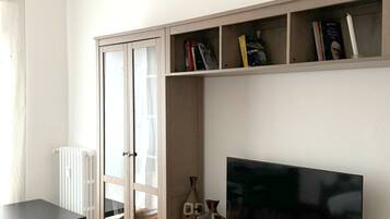 Apartment | Living area