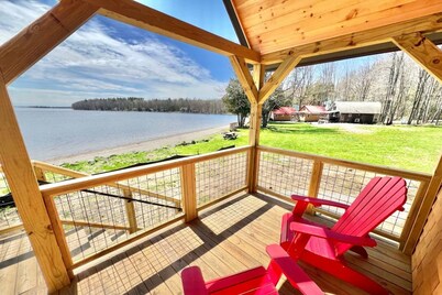 The Beach Bum | Modern Cabin on the Sand