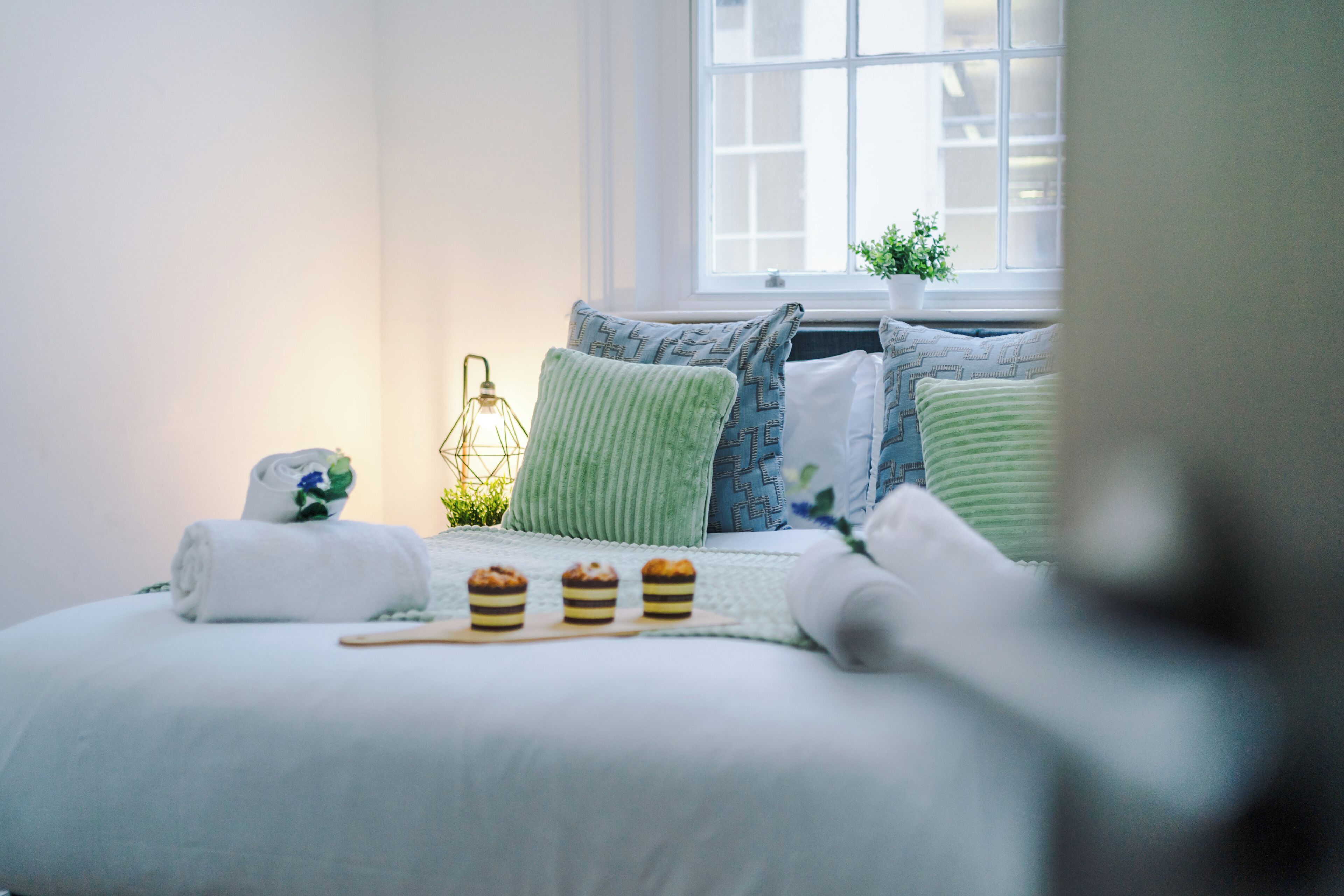 2 Schlafzimmer, Schreibtisch, Bügeleisen/Bügelbrett, kostenloses WLAN