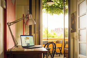 Apartament, balcó, vistes a la ciutat | Terrassa o pati