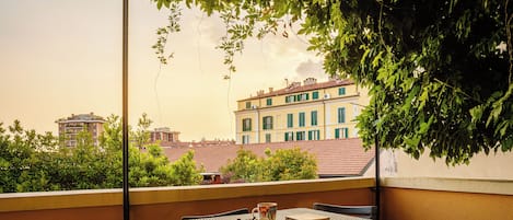 Appartement, balcon, vue ville | Terrasse/Patio