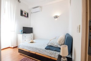 2 habitaciones, tabla de planchar con plancha y wifi gratis 