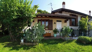 Exterior - Enchanted place for those who want to find themselves garden and animals allowed (Soprazocco)