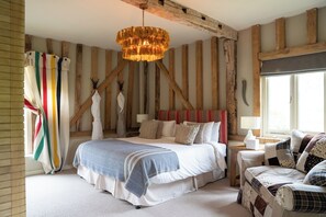 4 chambres, fer et planche à repasser, Wi-Fi, draps fournis