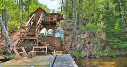 Sleeps 18 | Private Dock | 5 BR | 3BA | Kayaks