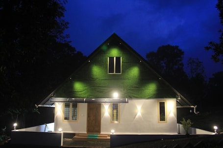 Villa, 2 Bedrooms, Accessible, Smoking | Exterior