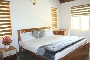 Villa, 2 Bedrooms, Accessible, Smoking | 3 bedrooms