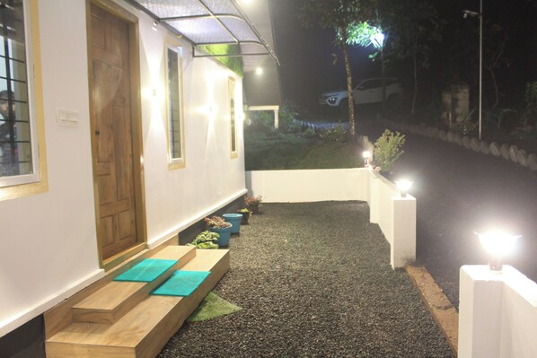 Villa, 2 Bedrooms, Accessible, Smoking | Interior