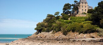 House for 6 - garden, terrace - near Dinard