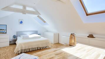 3 slaapkamers, een strijkplank/strijkijzer, gratis wifi